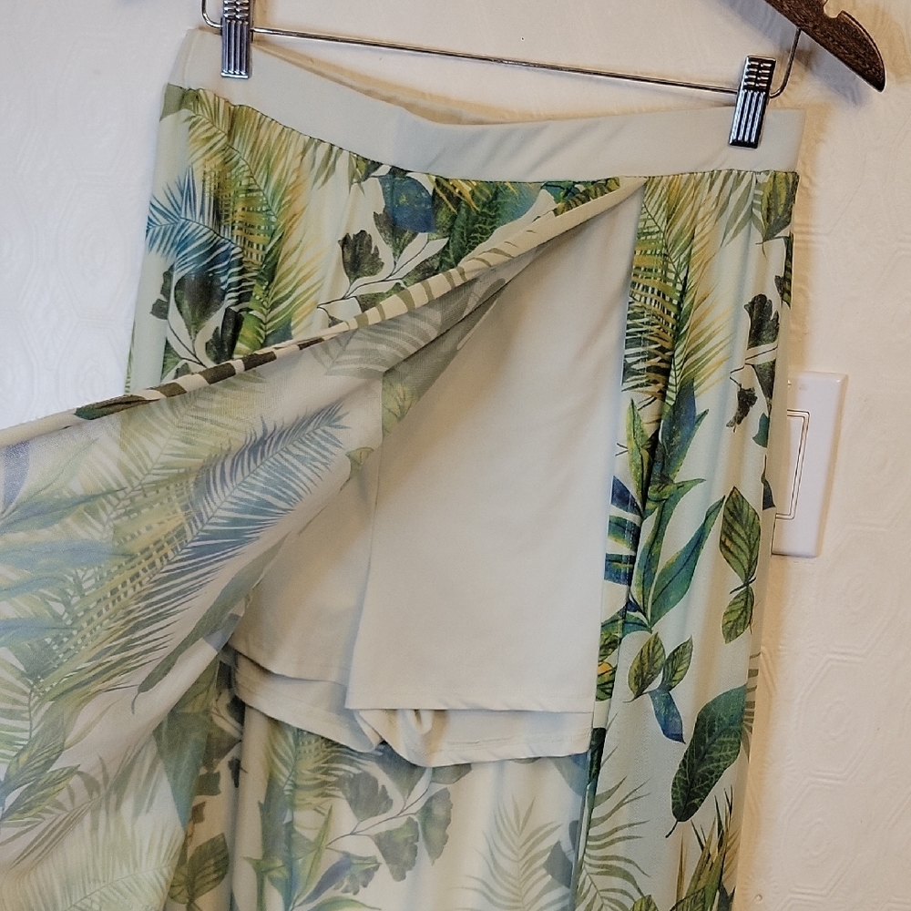 Revamped Green Leaf‎ Maxi Skirt